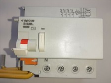 MERLIN GERIN MULTI 9  VIGI C120 18569 4P 0,03A DIFFERENZIALE