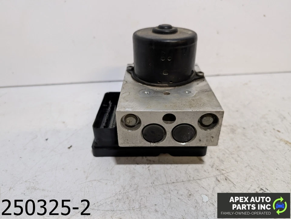 Bomba módulo de freno antibloqueo ABS Volvo V70 2004-2007 OEM 2,5 L Foto 4 de 4