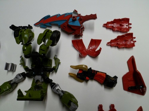 Power Rangers Megazords and/or Transformers Mixed Lot of Parts Pieces SEE PICS - Picture 11 of 12