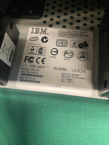 IBM 3581-H17 Tape Drive Ultrium LTO-1 Autoloader 3581 H17 19P4609 - Afbeelding 12 van 14