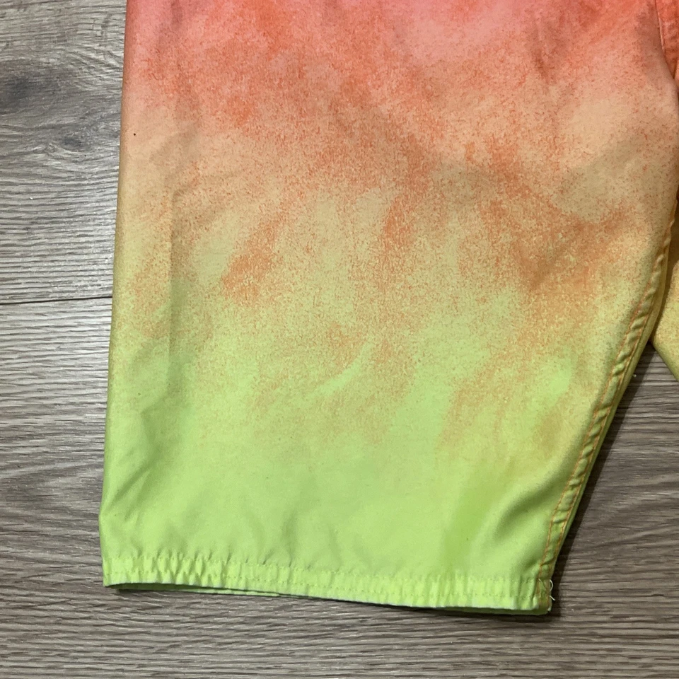 Hurley Boy’s Phantom Gradiant Pink Yellow Orange Swim Trunks Size Large (A42) - Image 3 of 4