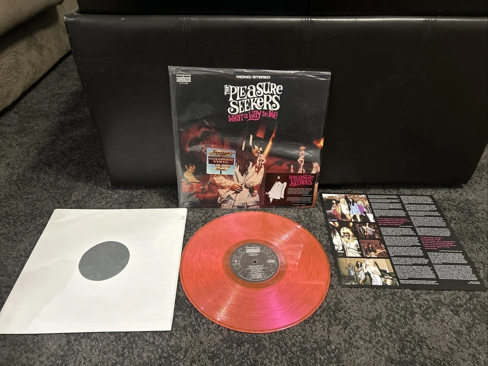 THE PLEASURE SEEKERS WHAT A WAY TO DIE Colored Vinyl Mono/Stereo 2016 LP 5458 - Image 2 of 4