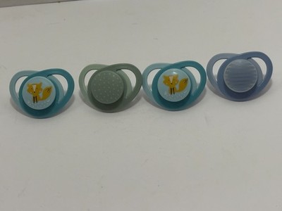 NUK Orthodontic Pacifier Glow In The Dark 18-36 Months Lot of 4 New in Package