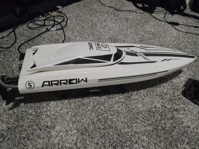 RC Boat Remote Control White UDIRC Speed Racing High Speed Boat for Kids Adults