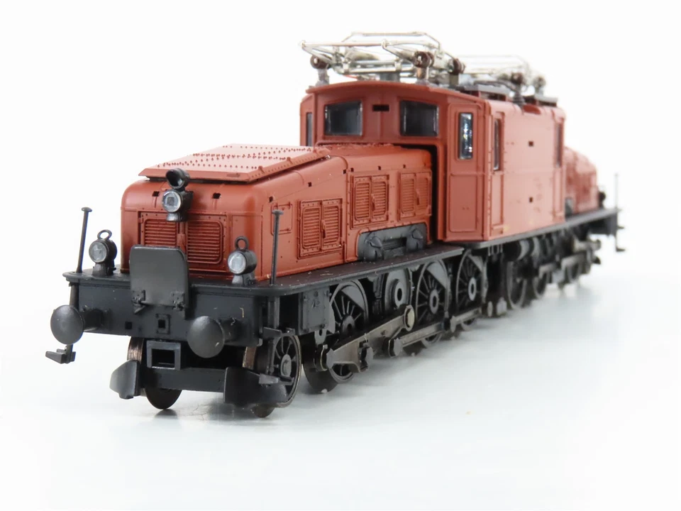 Locomotora eléctrica Swiss Ce6/8II escala HO 3 rieles AC Roco 43941 SBB Foto 4 de 4