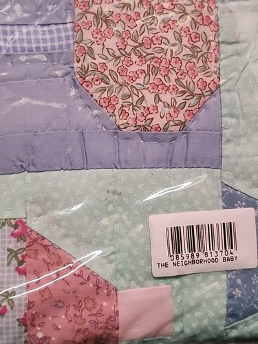 Hand crafted patchwork baby quilt by INHERITANCE 38X48 New - Picture 8 of 8