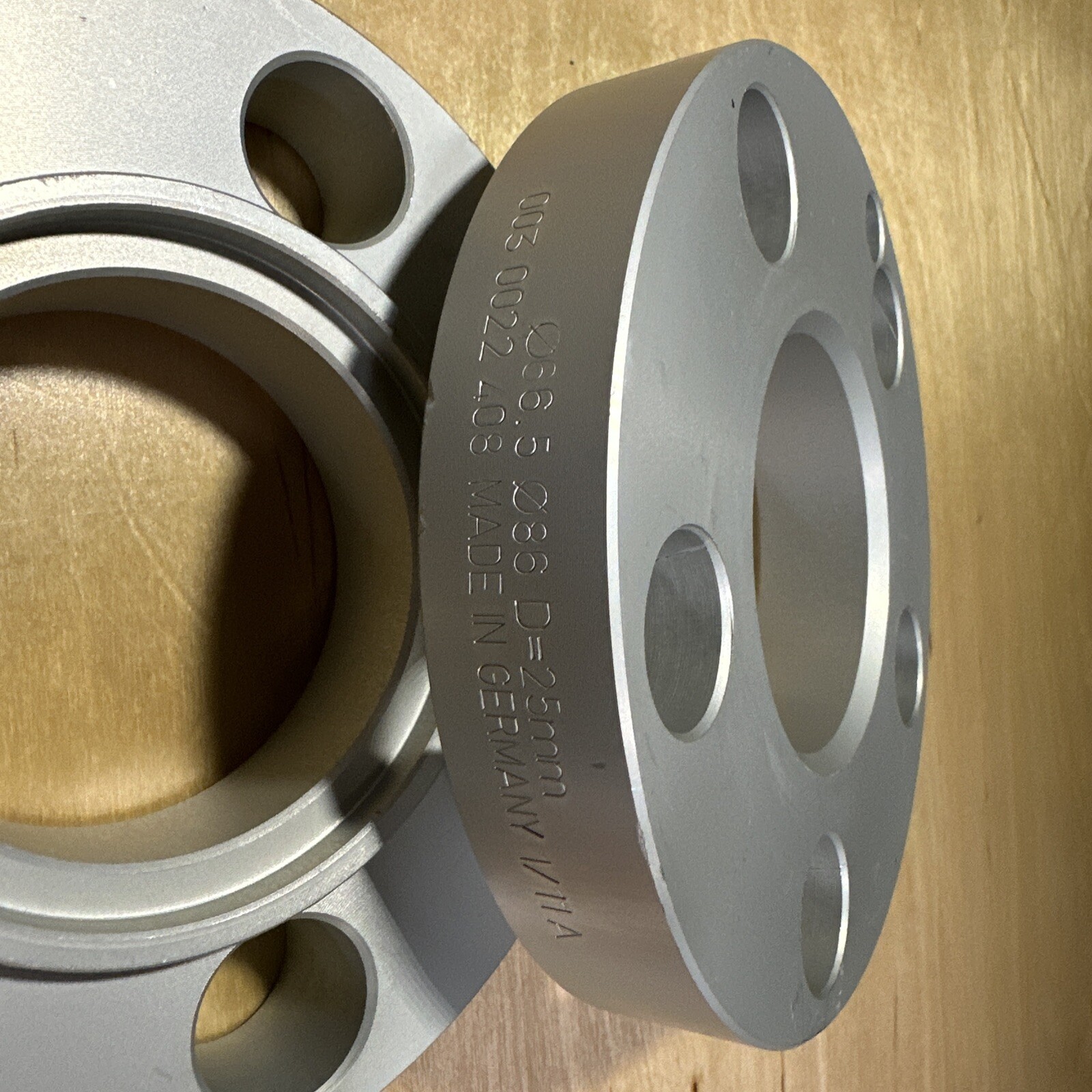 BRABUS Wheel Spacer 25 MM (86 MM To 66.5 MM)Hub centric set Of 2 Pcs