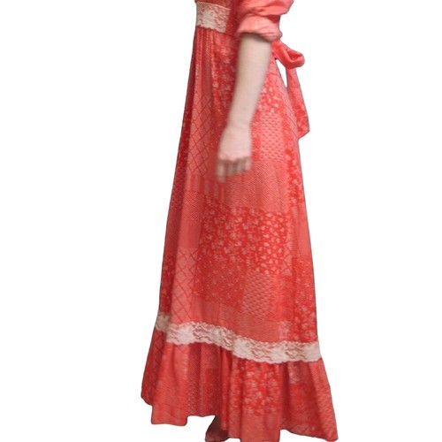 Amazing handmade vintage red and white hand sewn maxi dress with lace and detail - Picture 11 of 14