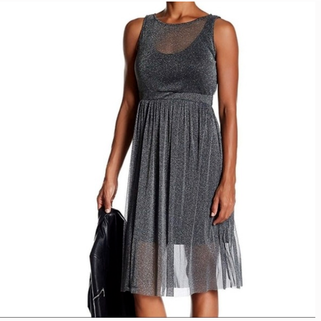 NWT Nordstrom Superfoxx Women's Small Metallic Silver Mesh Fit