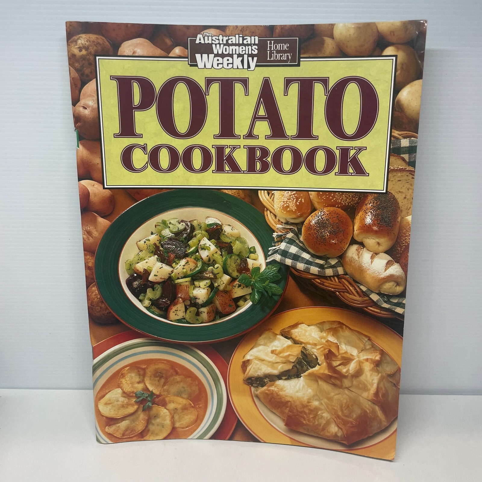 Large A4 Australian Women's Weekly Cookbook Vintage & Recent (Large ...