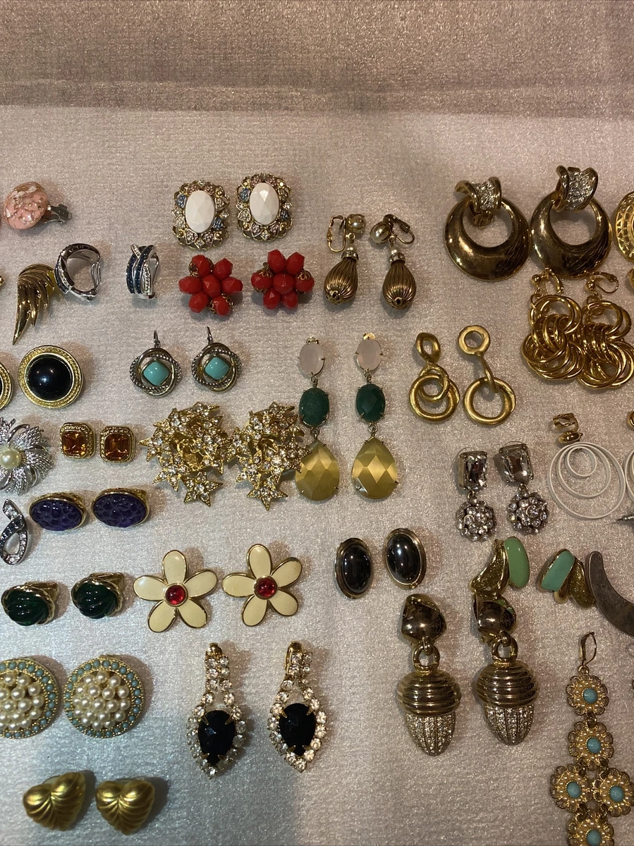 LOTS OF 41 PAIRS OF VINTAGE EARRINGS