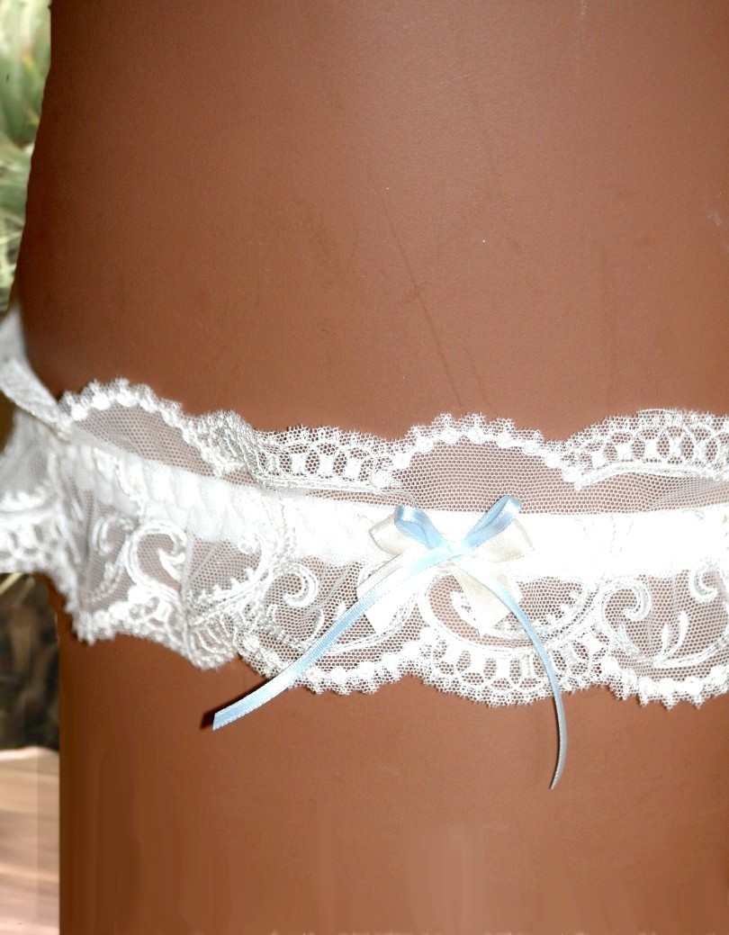 Culotte Gainante LISE CHARMEL Orchid Paradis - Taille FR44/EUR44 - Couleur Nacre - Neuve
