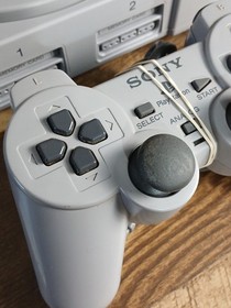 Sony PlayStation 1 PS1 Console Bundle - SCPH-7001 - Tested