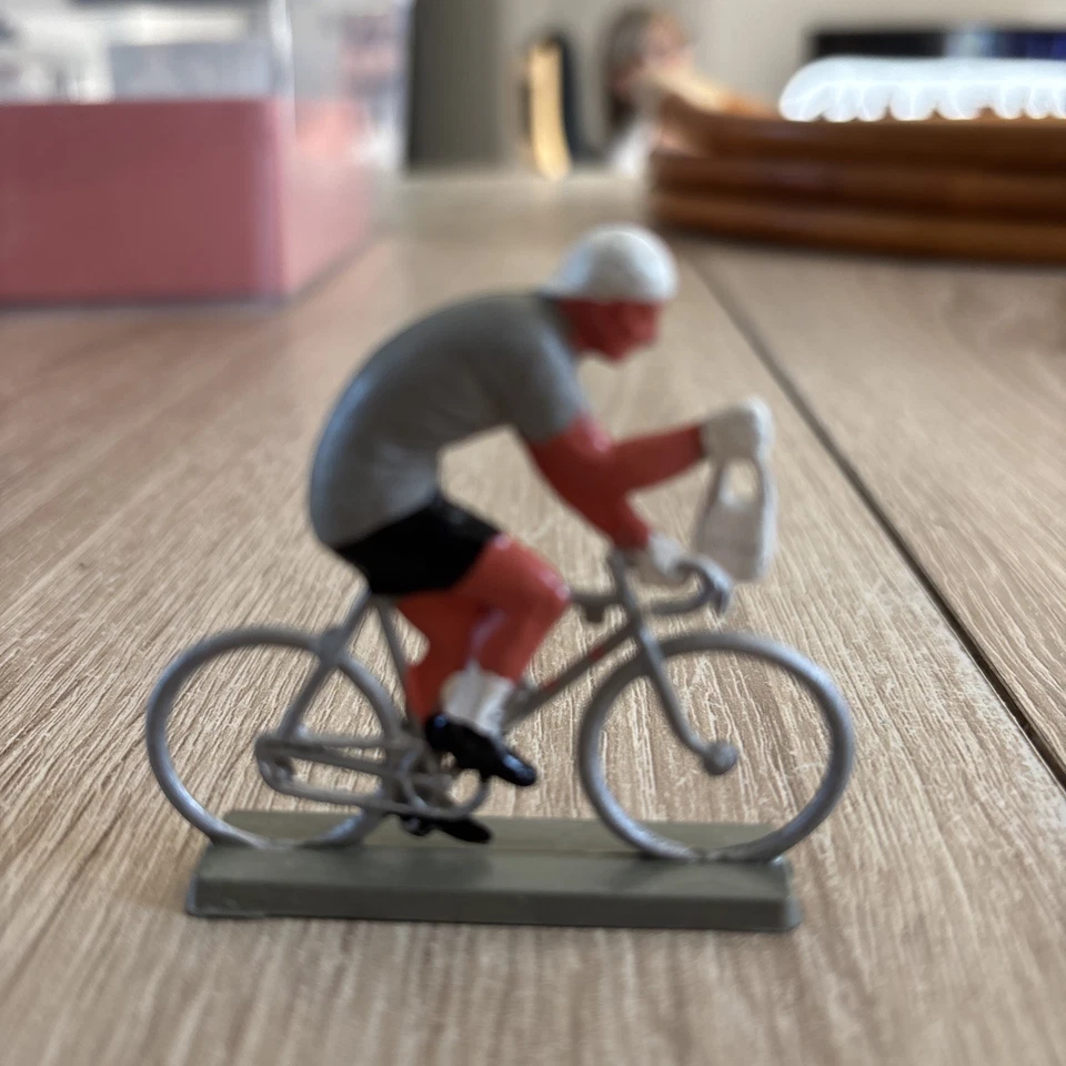 STARLUX /  LE MONDE CIVIL  / LES COURSES CYCLISTES   :  COUREUR CYCLISTE - Photo 2/4