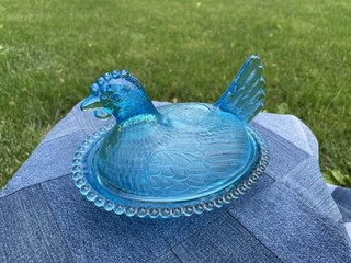 Vintage Indiana Glass Hen on a Nest Horizon Blue covered candy dish 7"