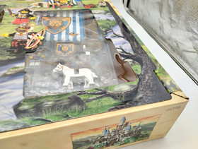 LEGO 6098 King Leo's Castle MISB NEW Castle Kings Kingdom Vintage EOL 6091