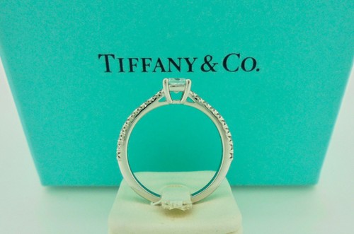 Authentic Tiffany & Co. Novo 0.26ct Princess Diamond Engagement Ring US5 $5,100 - Picture 5 of 11