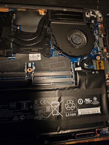 HP ZBook 15-G3 Studio 15.6" i7 6th Gen READ Seller Notes - Picture 7 of 9