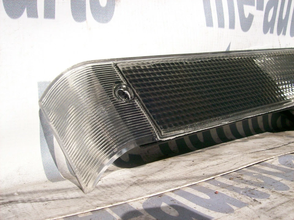 Cadillac Allante 1987-1993 nuevo mercado de accesorios parachoques izquierdo luz antiniebla Foto 2 de 4