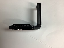 SUNWAYFOTO PFL-XT3 Arca Compatible L-Bracket for Fujifilm XT-3 Cameras