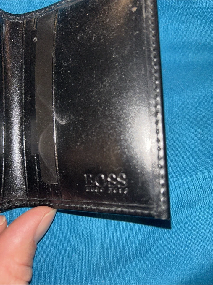 Portatarjetas billetera de cuero Hugo Boss con logotipo en relieve raro estilo ejecutivo nuevo Foto 3 de 4