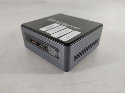 Intel NUC NUC6CAY Celeron J3455 1.50 GHz 8 GB DDR3L No HDD
