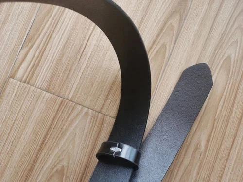 Cinturón de cuero negro unisex con hebilla de metal Diesel D - Elegante para jeans Foto 4 de 4