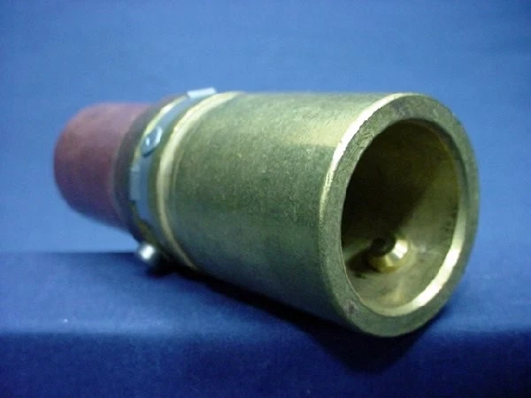 3 plugues tipo câmera vulcanizada fêmea Leviton Orange 17 Series 690A 600V 17V25-O - Imagem 4 de 4