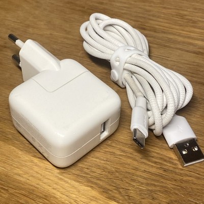 Original Apple 12W USB Power Adapter A1401 MD836LL/A 12 W USB-A - 2m Kabel USB-C