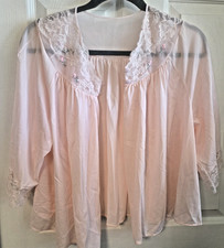Vintage Shadowline Pink Short Peignoir Robe Dressing Cover Large Lace Rose