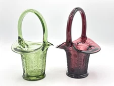 Vtg Fenton Art Glass Amethyst Purple Green Butterfly & Berry Baskets Set of 2