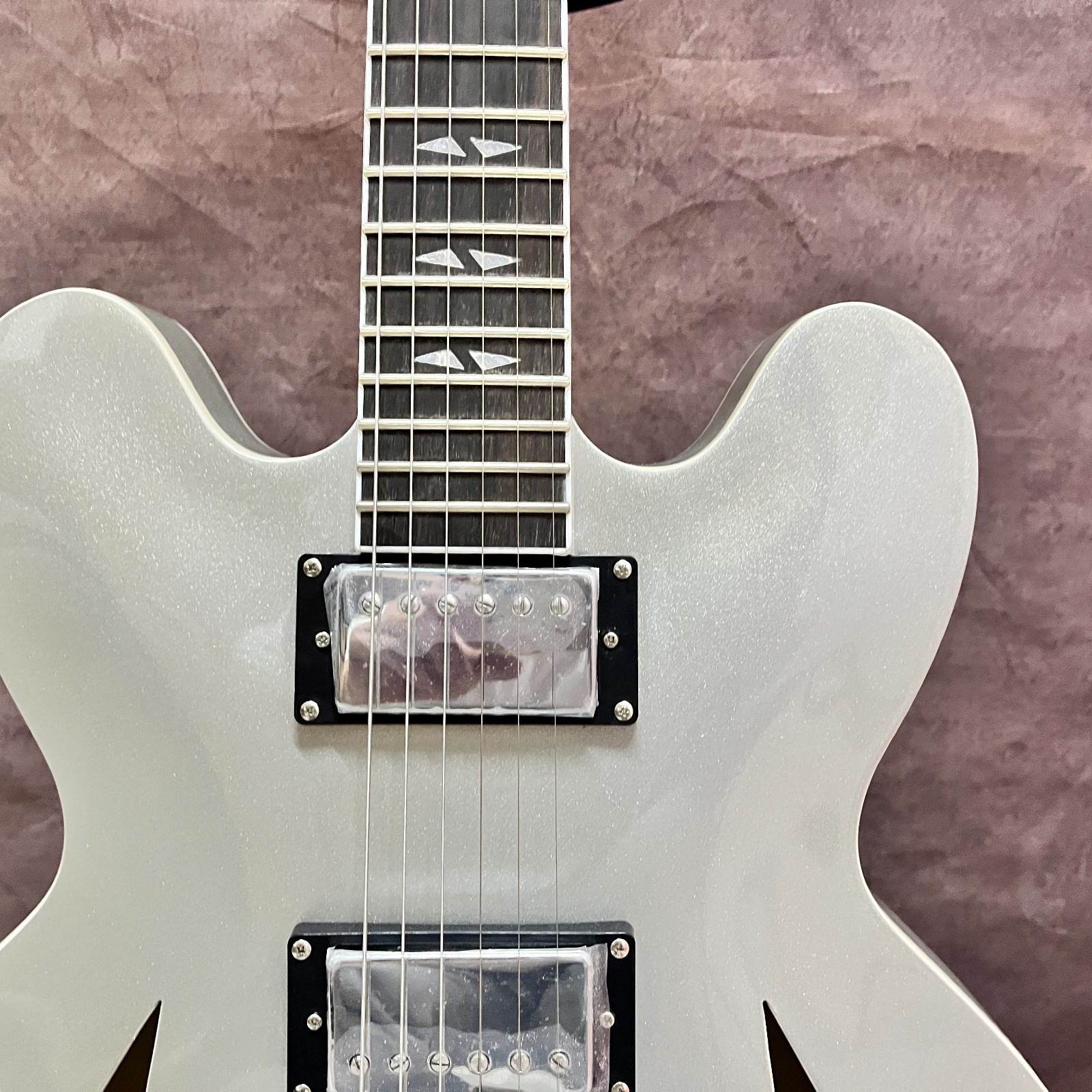 DG-335 electric guitar Silver particles Semi Hollow HH pickups maple body