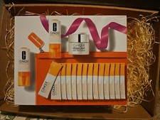 Clinique Fresh Pressed 14-day system with 2 Pure Vitamin C  Smart Spf 15NIB 89