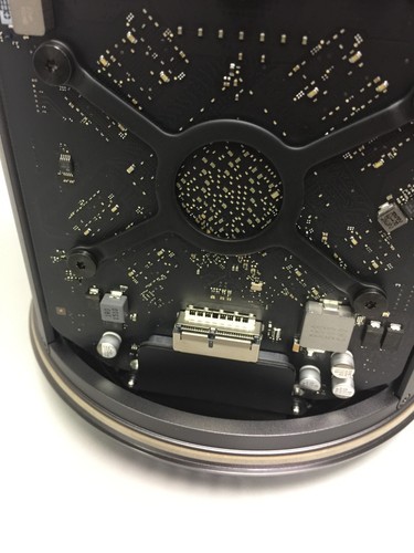 Apple Mac Pro A1481 Late 2013 !NO HHD NO MEMORY! AS IS For Parts or Repair - Picture 13 of 20