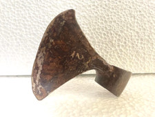OLD VINTAGE HAND FORGED RUSTIC IRON AXE HATCHET / AXE HEAD WOOD CUTTER TOOL M7