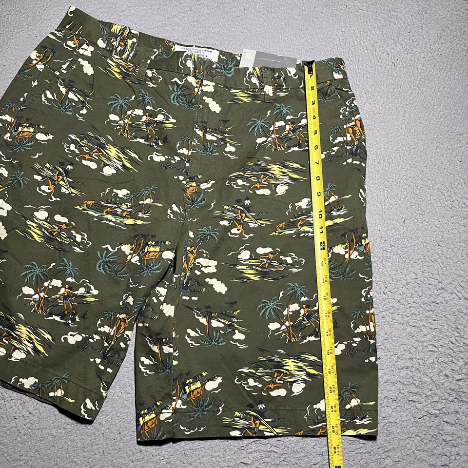 Vintage Old Navy Shorts Mens 38 Hawaiian Military Surplus All Over