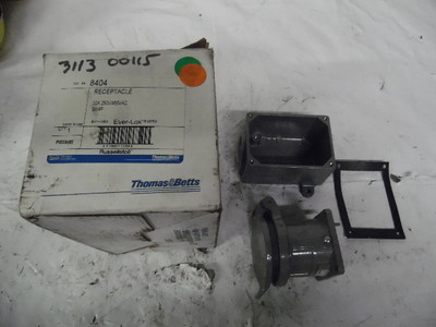 New in Box Russellstoll 8404 30A 250V/480 Vac Ever-Lok Receptacle