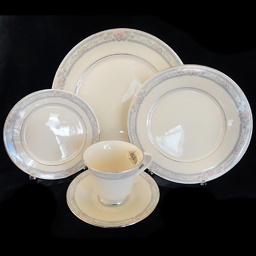 CHARLESTON by Lenox Piece Place Setting NEW NEVER USED made in USA