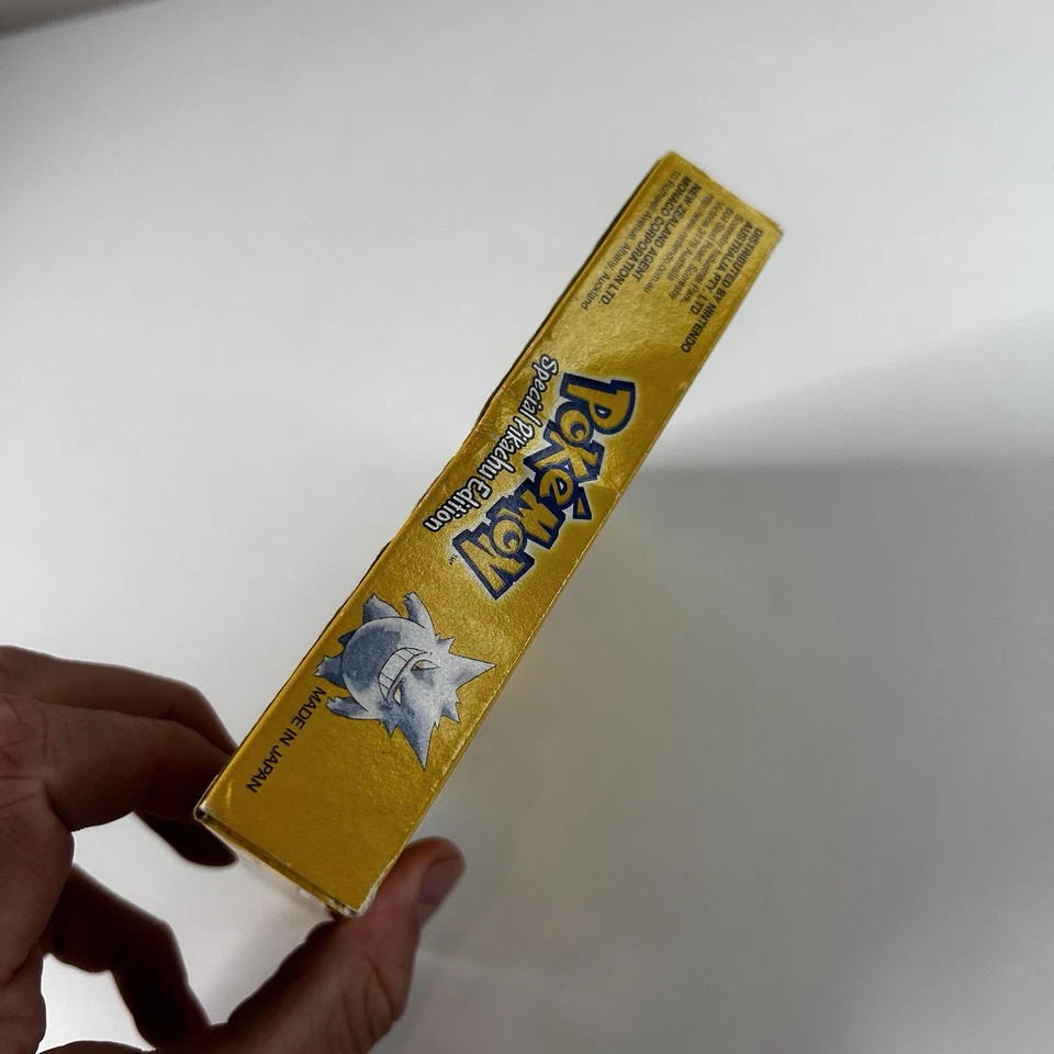 Pokemon Yellow Special Pikachu Edition (Nintendo Gameboy, 1999 PAL) CIB VGC - image 4 of 4