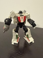 Transformers Earthrise Wheeljack Complete Deluxe Siege War For Cybertron
