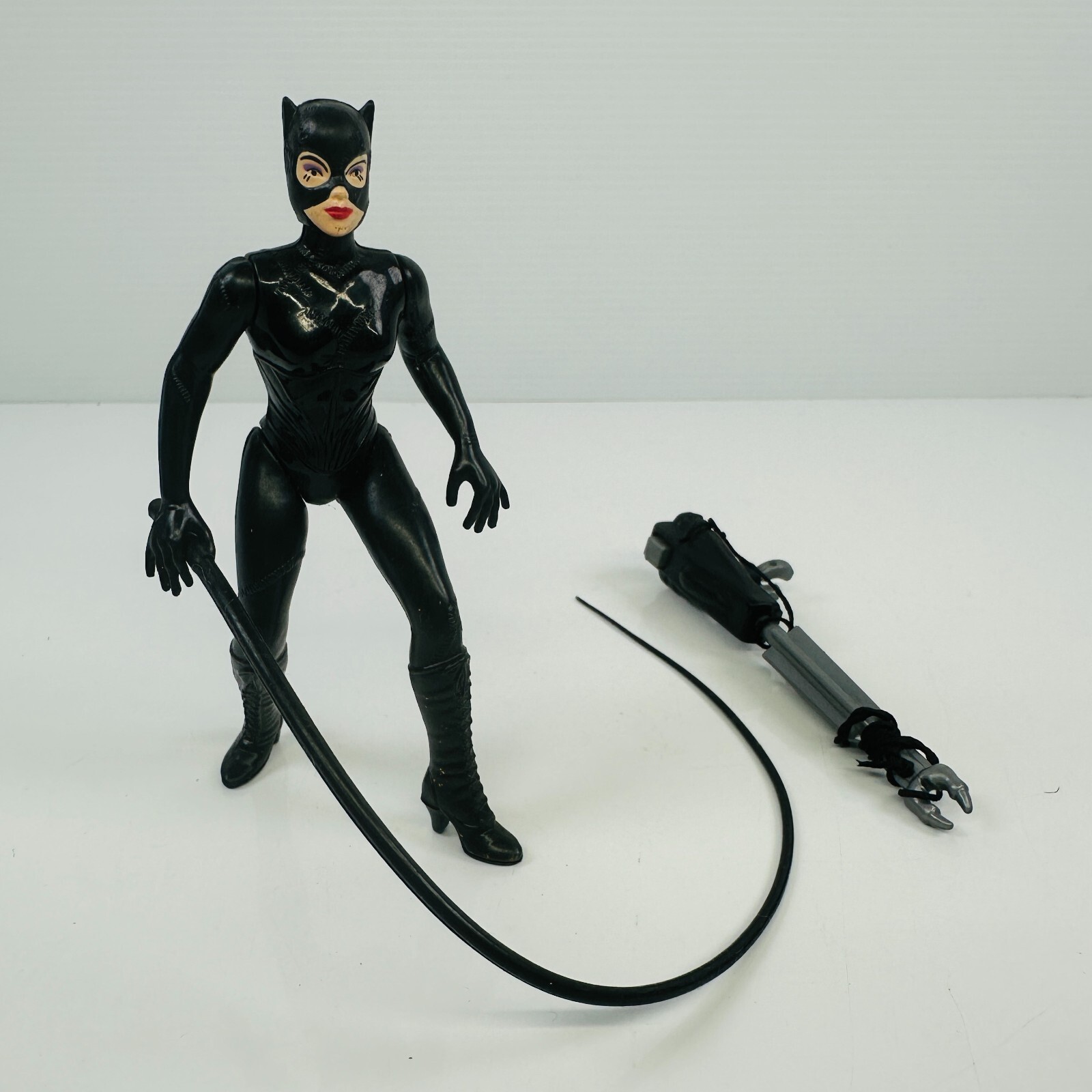 COMPLETE Vintage 1992 Kenner Batman Returns CATWOMAN action figure