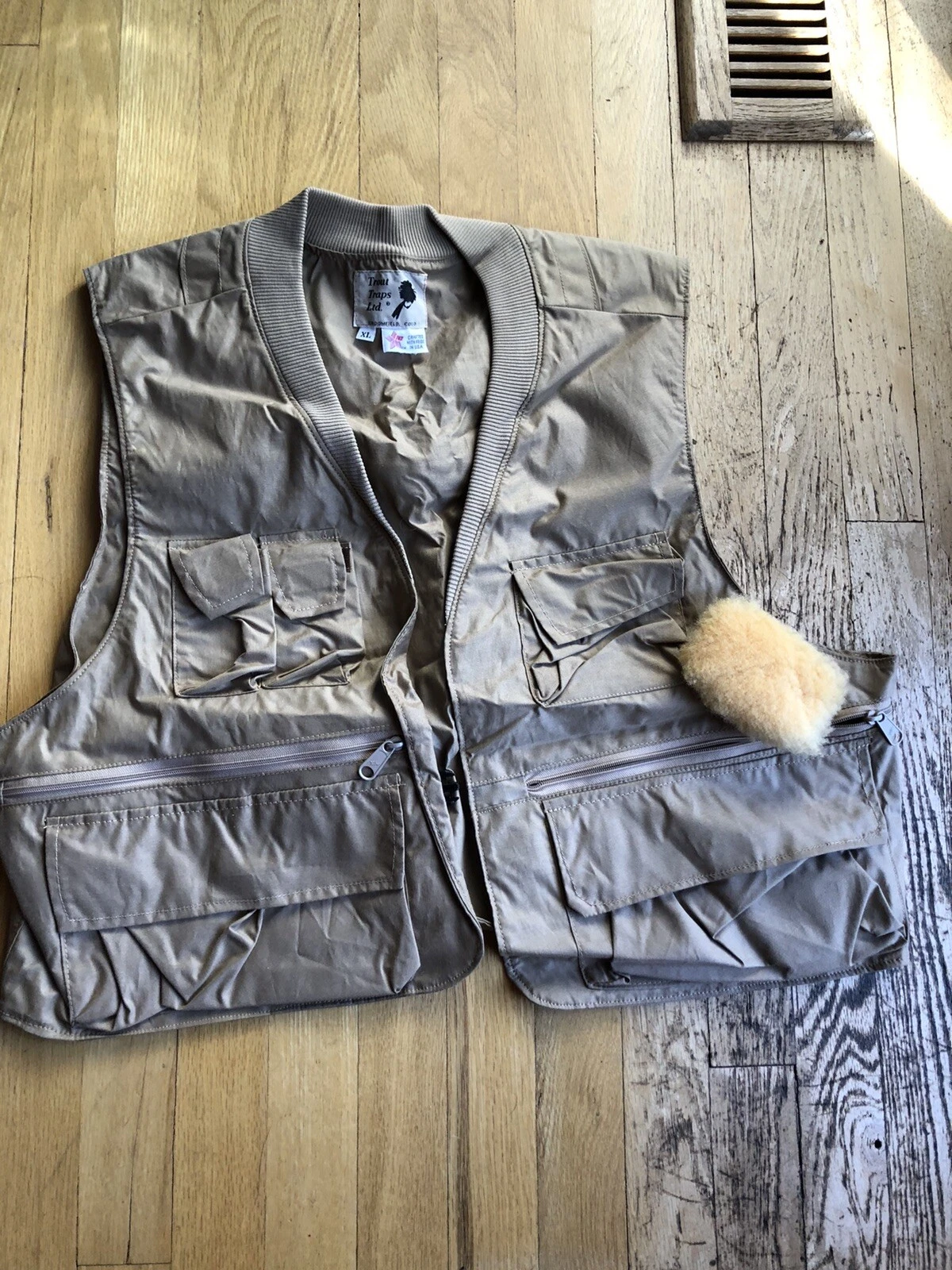 Fly Fishing Vest with Fly Holder