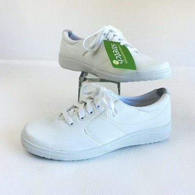 grasshopper stretch plus lace up