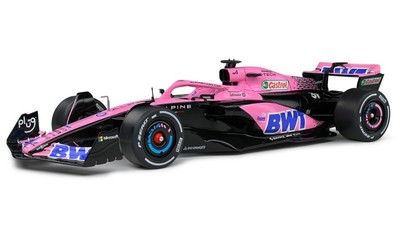 Solido ALPINE A523 PRESENTATION VERSION 2023 PINK EDITION 1:18