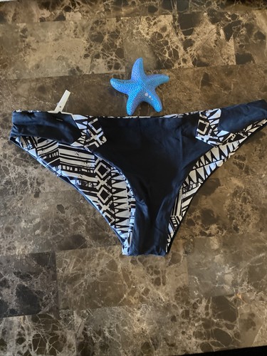 Parte inferior de bikini reversible L*Space Costa de Marfil Chloe talla XS #U240 - Imagen 7 de 12