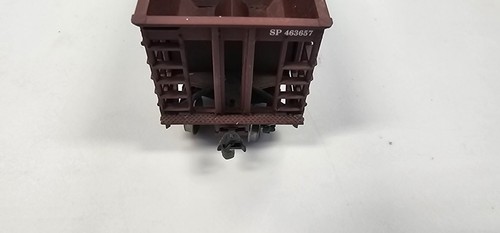 HO WALTHERS 932-4209 41' BALLAST HOPPER SOUTHERN PACIFIC SP # 463657 - Picture 6 of 7