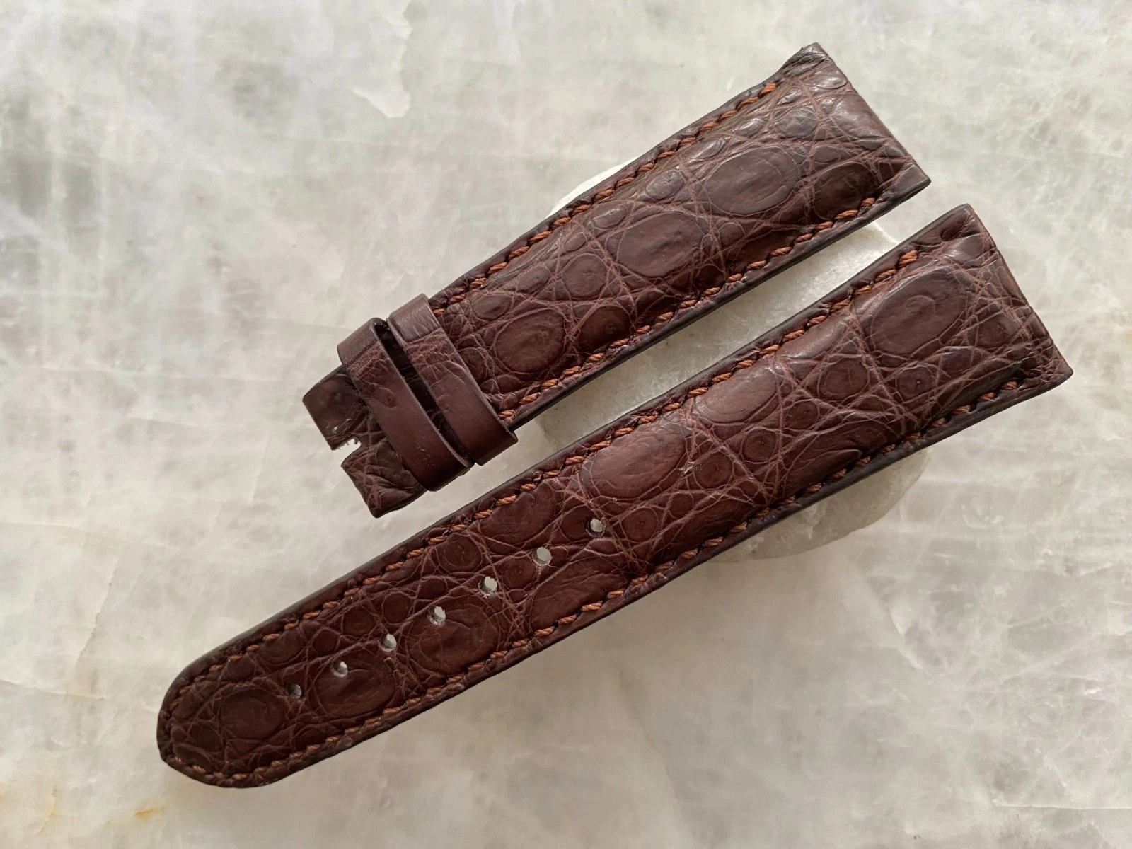22mm/18mm Brown Alligator Crocodile Print Leather Watch Strap Band
