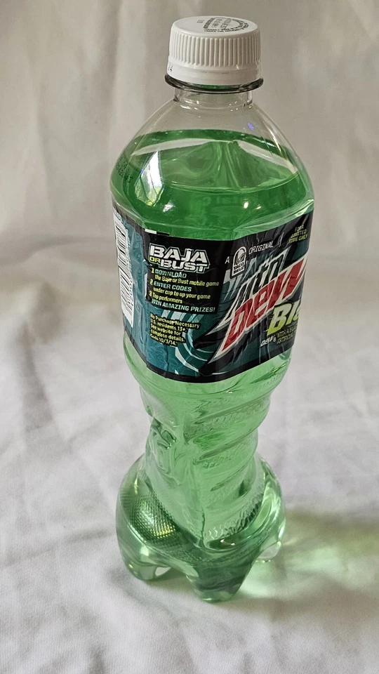 Mountain Dew Baja Blast 2014 botella de 20 oz - rara, sin abrir, ¡única en su tipo! Foto 3 de 4