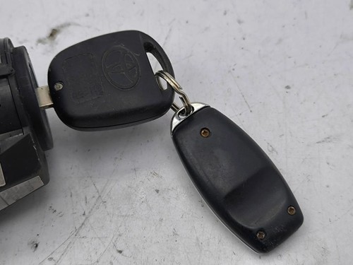 Toyota Corolla E120 E130 2003 Ignition Switch Lock Barrel Key 45020024 AMD127158 - Picture 6 of 9