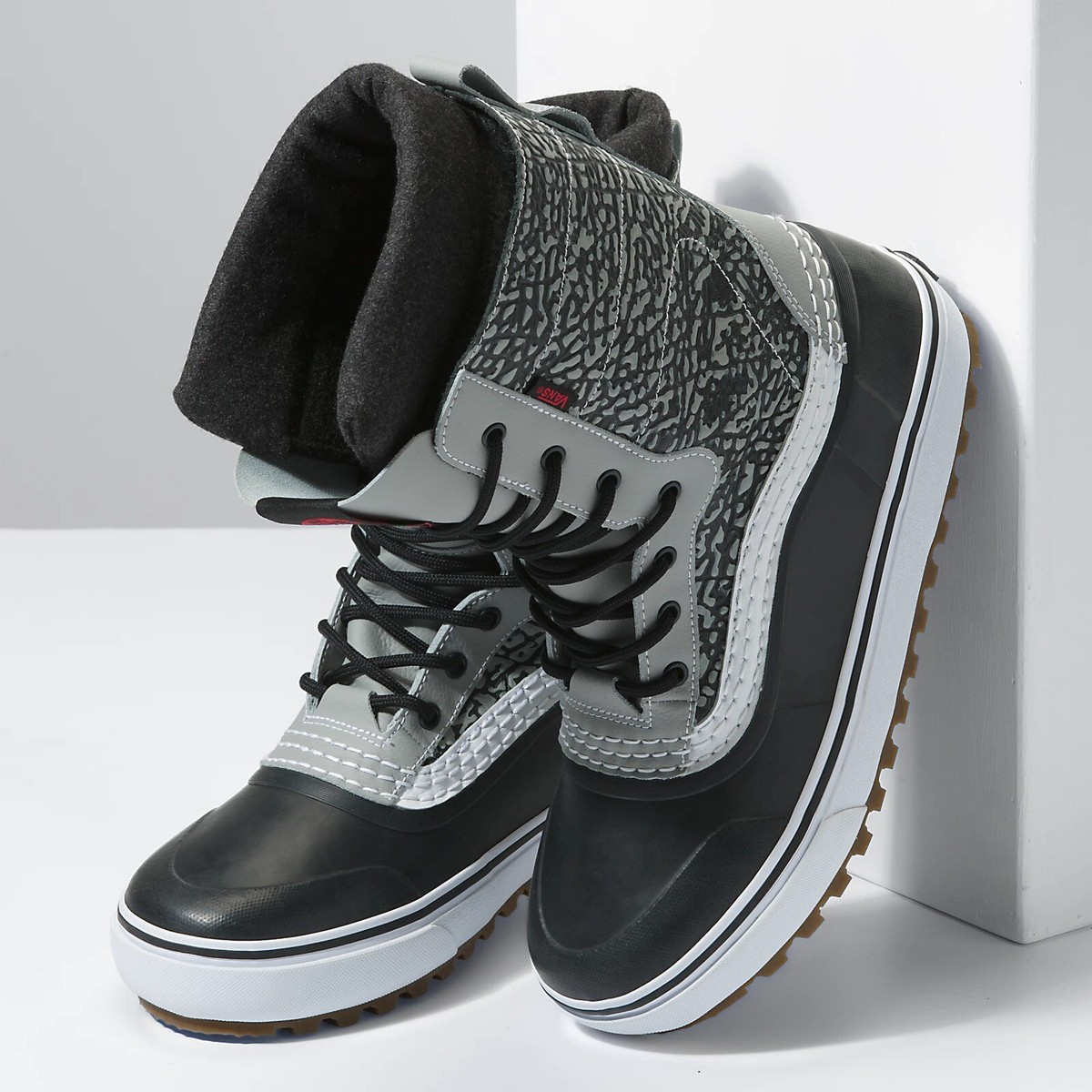 VANS Standard Mid MTE - Youth Snow Boots Grey s-l1200.jpg main image 2